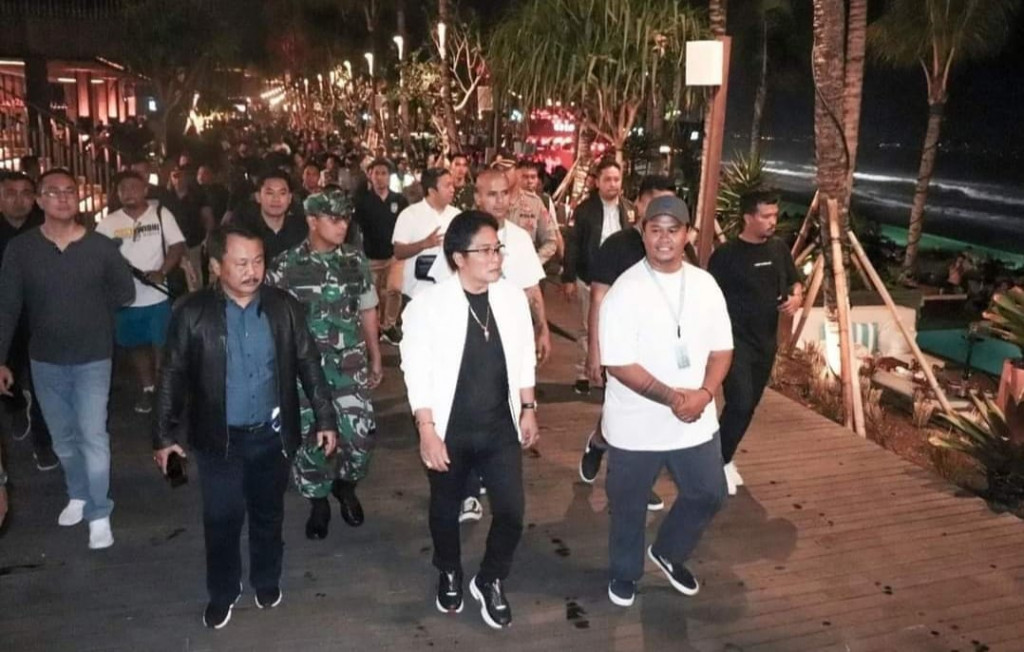 BUPATI BADUNG CEK POLUSI KEBISINGAN SUARA DI CANGGU